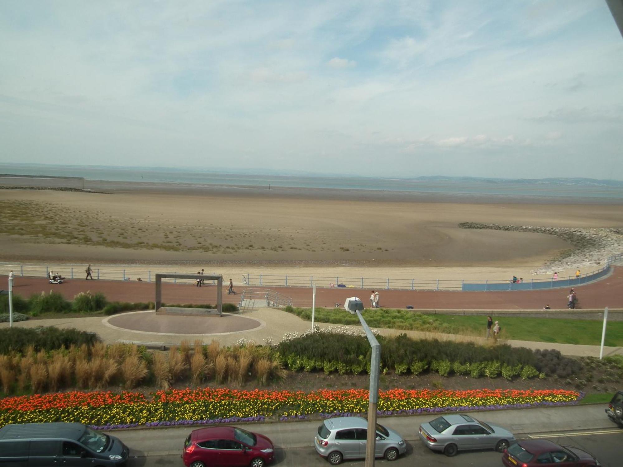 The Berkeley Morecambe Hotel Exterior foto